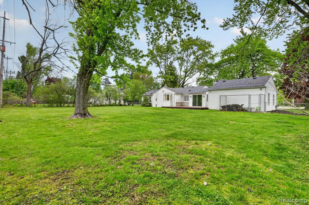 6576 Inkster Road, West Bloomfield, MI — Photo 60