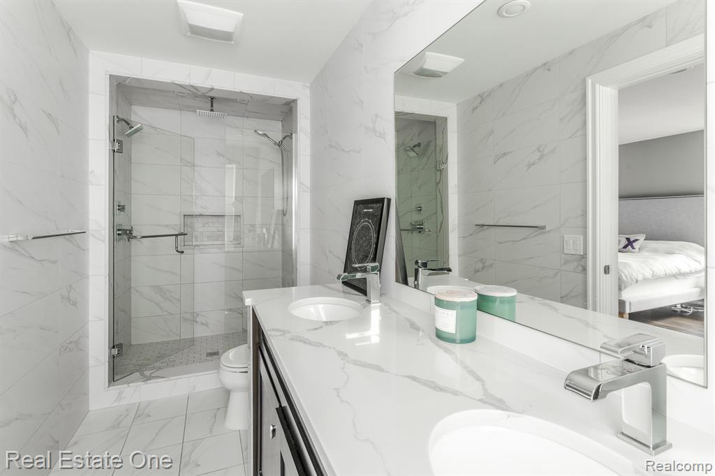 5699 RAVEN Road, Bloomfield Hills, MI 48301 — Photo 29