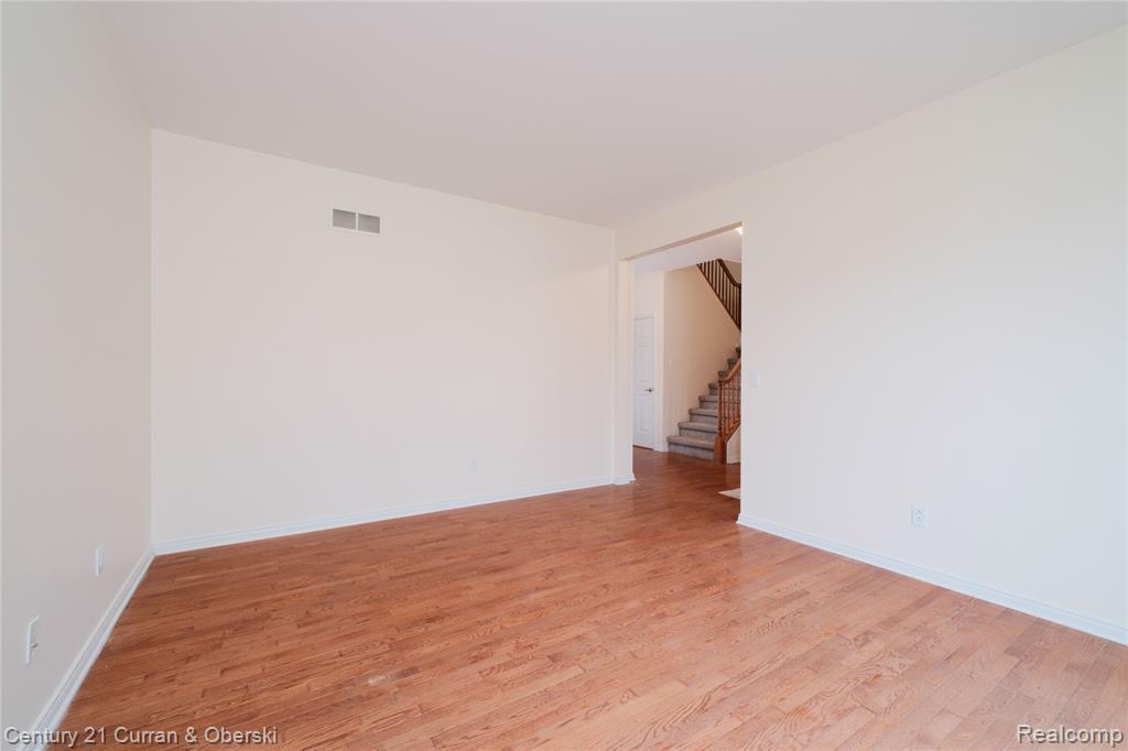 24838 Valleywood Drive, South Lyon, MI 48178 — Photo 7