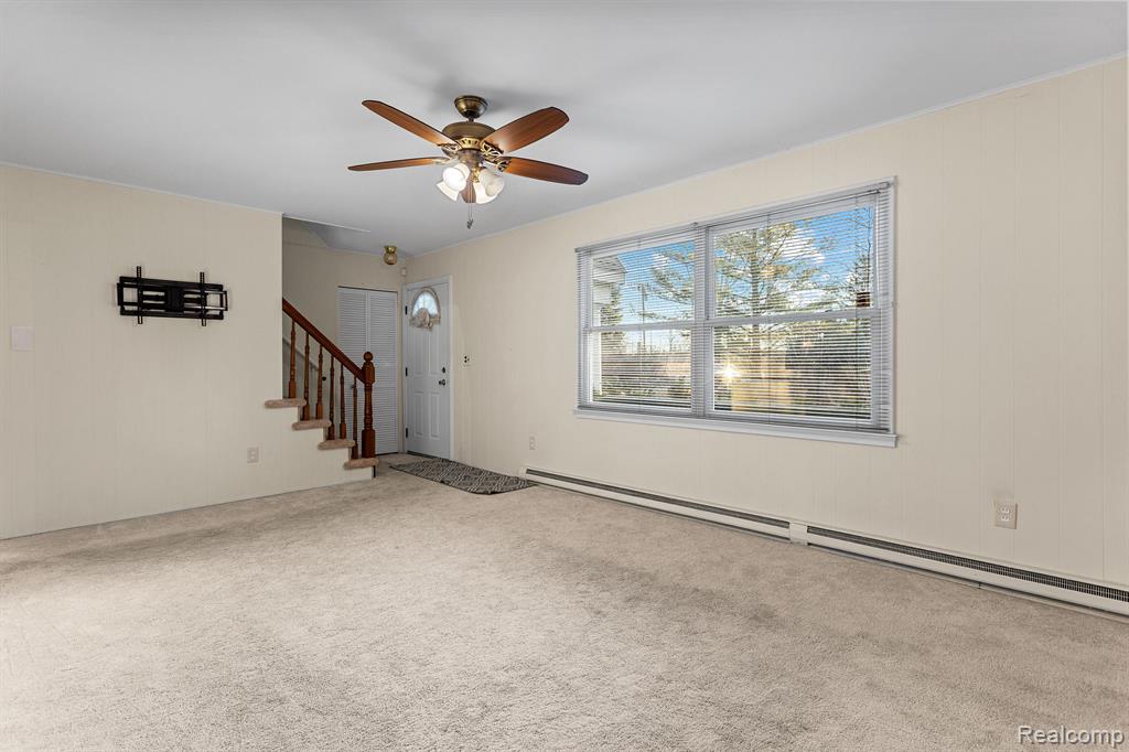 7085 OLD HAGGERTY Road, Canton, MI 48187 — Photo 4