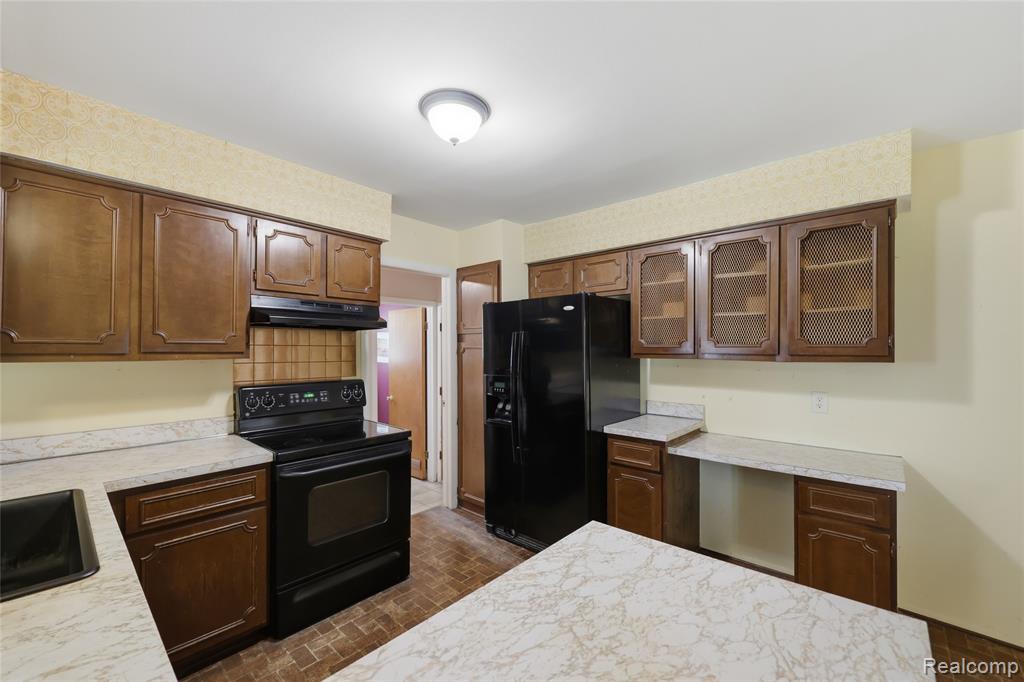 2229 Hillcrescent Drive, Troy, MI 48085 — Photo 14