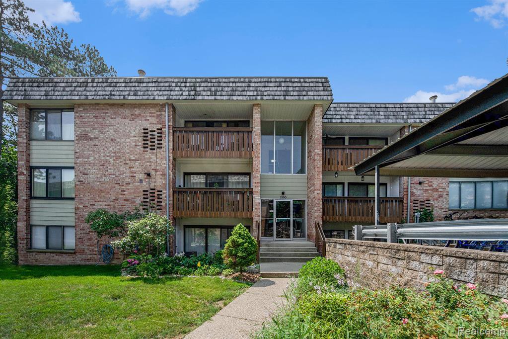 2150 Pauline Boulevard, Ann Arbor, MI 48103 — Photo 3