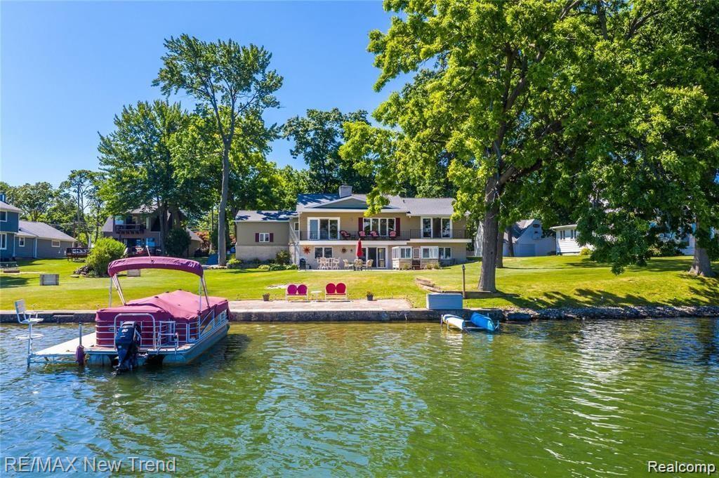 6768 HATCHERY Road, Waterford, MI 48327 — Photo 4