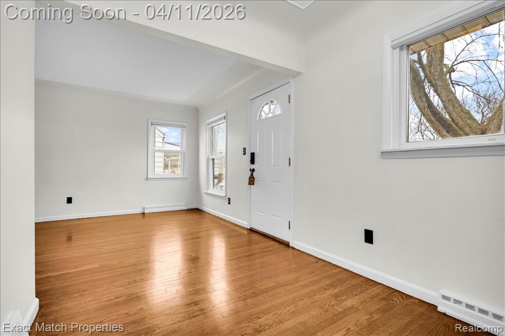 576 Markle Avenue, Pontiac, MI 48340 — Photo 12