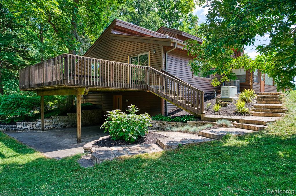 3166 Bigelow Road, Howell, MI 48855 — Photo 31
