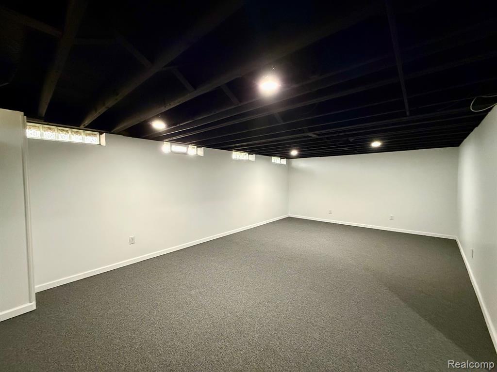 4973 Danbury Drive, Troy, MI 48085 — Photo 64