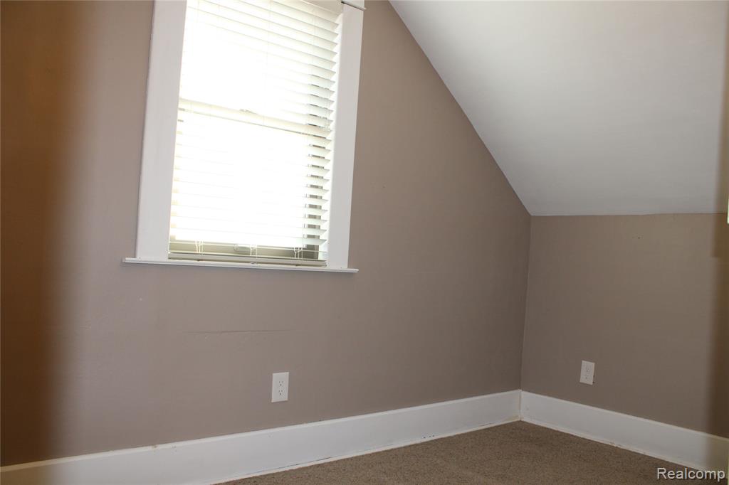 209 Maple Street, Almont, MI 48003 — Photo 28