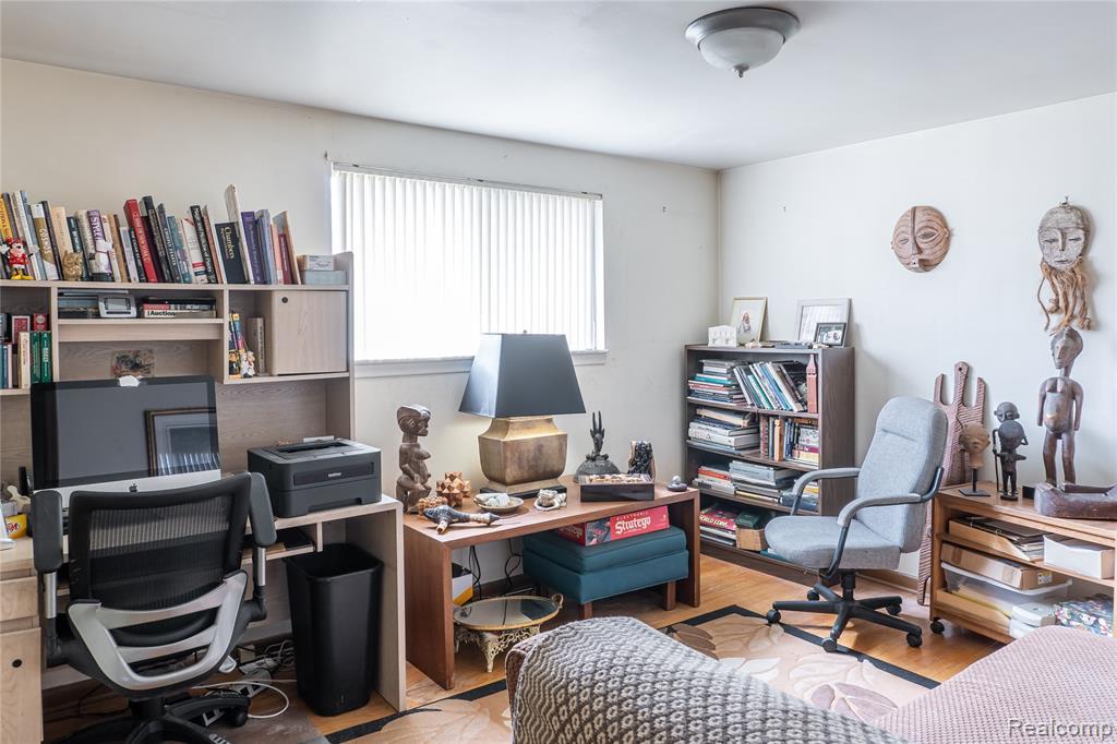 8362 Sunburst, Center Line, MI 48015 — Photo 41