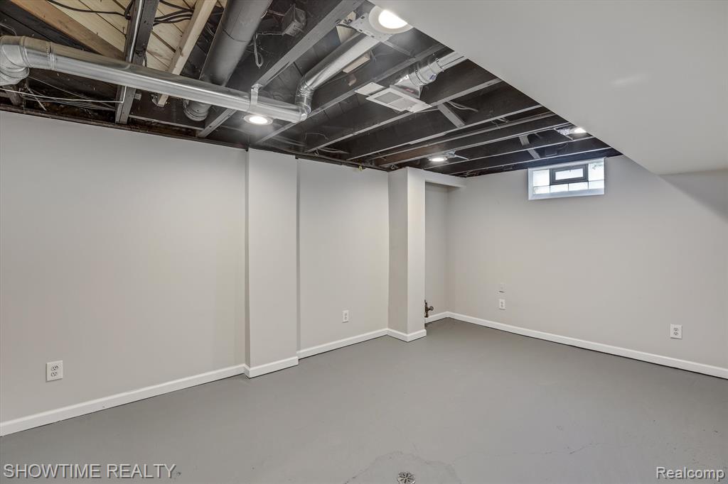 629 LEBLANC Street, Lincoln Park, MI 48146 — Photo 20