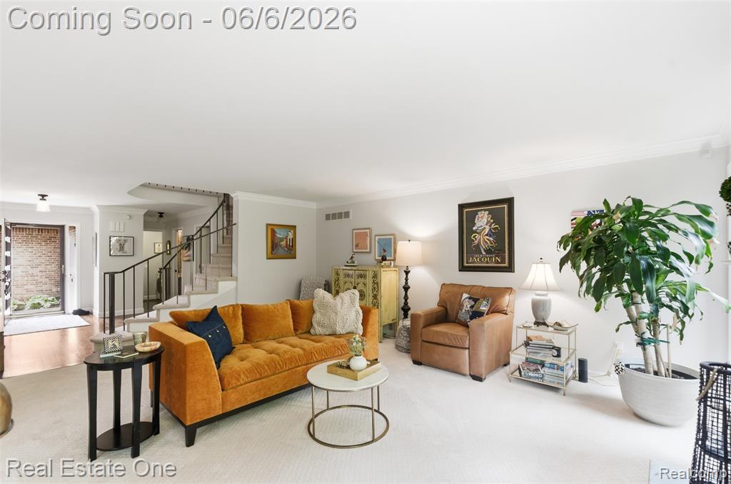 23910 Trailwood Court, 82, Bingham Farms, MI 48025 — Photo 15