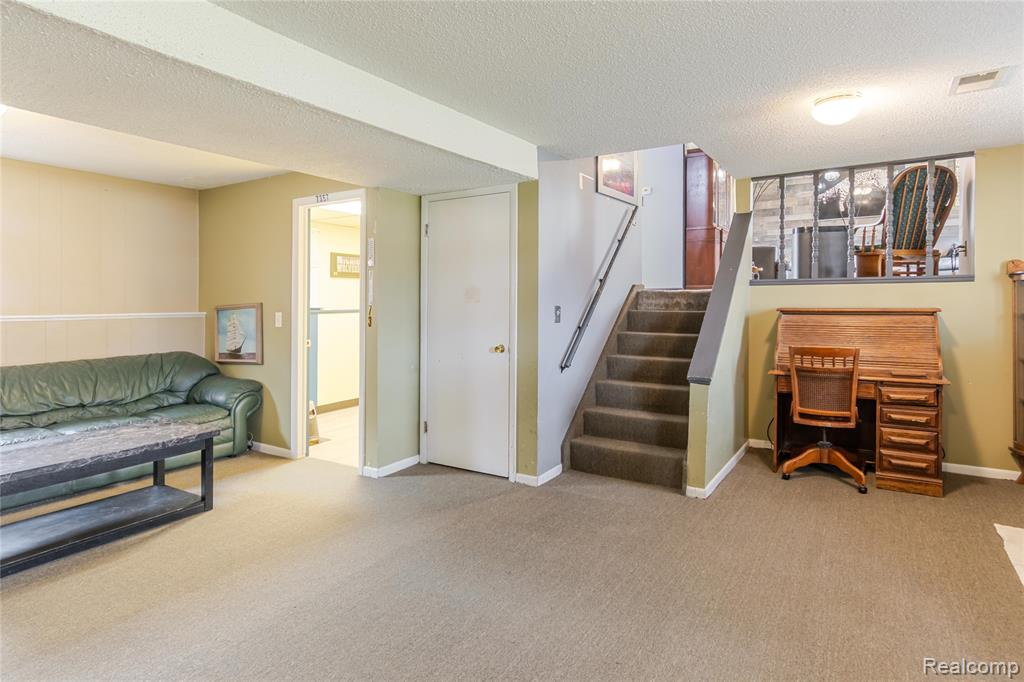 7357 Ponderosa Drive, Swartz Creek, MI 48473 — Photo 18