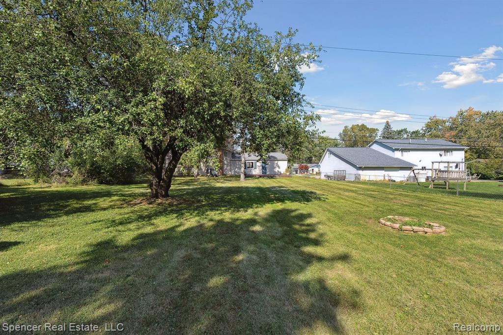 44149 Durson Street, Novi, MI — Photo 36