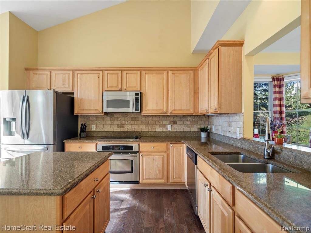 44604 ASPEN RIDGE Drive, Northville, MI 48168 — Photo 11
