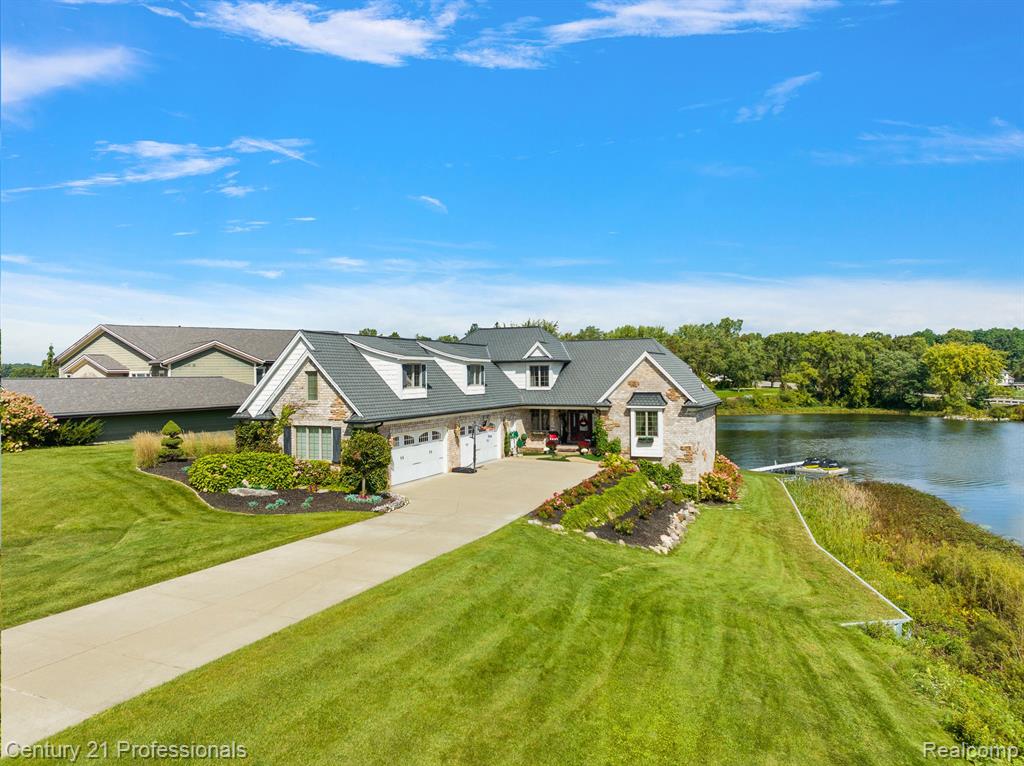 9916 King Road, Davisburg, MI 48350 — Photo 49