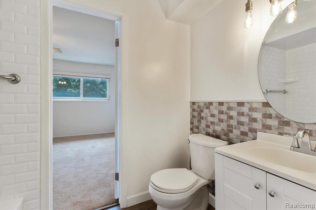 779 KIRTS Boulevard, Troy, MI 48084 — Photo 25