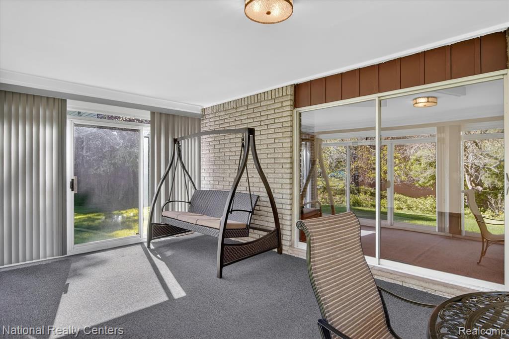 21730 Riverview Drive, Beverly Hills, MI 48025 — Photo 26