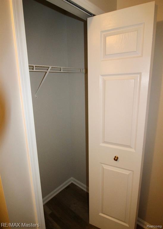 14071 Watersway, Gibraltar, MI — Photo 23