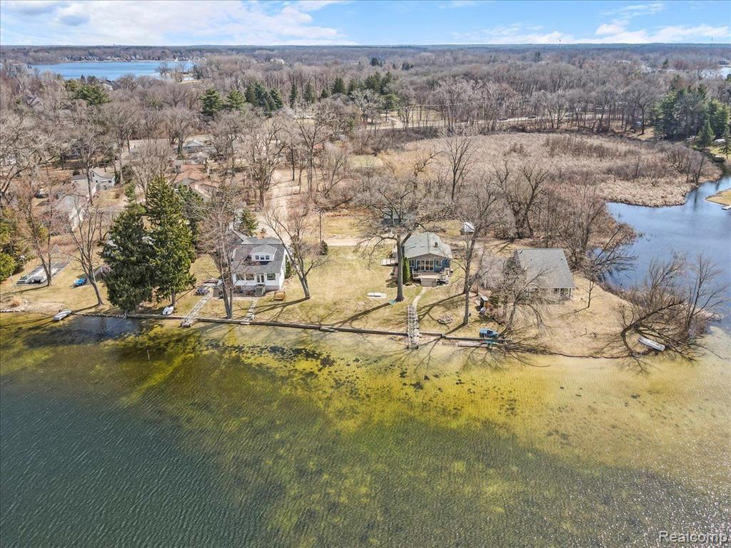 3965 Burnet Road, Commerce Twp, MI 48382 — Photo 5