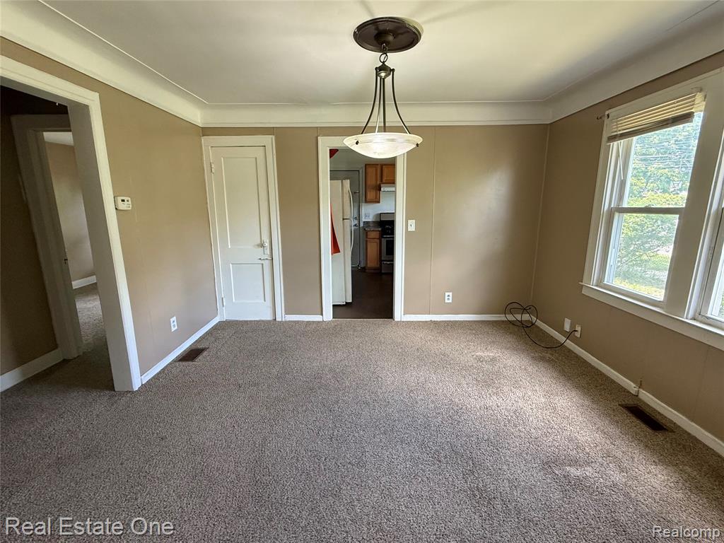 5751 DREXEL Street, Dearborn Heights, MI 48127 — Photo 2