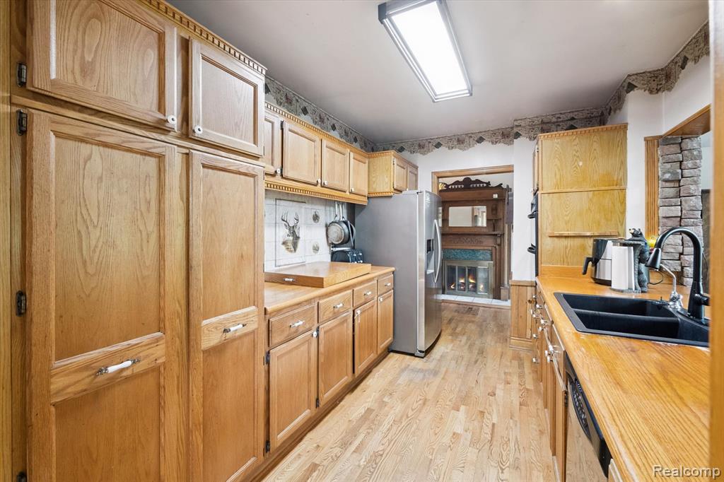4851 Fox Chapel Drive, Dryden, MI 48428 — Photo 14
