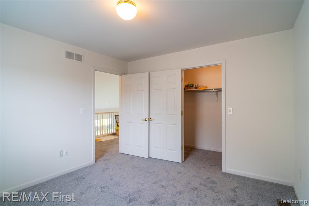 4798 WALNUT CREEK Drive, West Bloomfield, MI — Photo 45