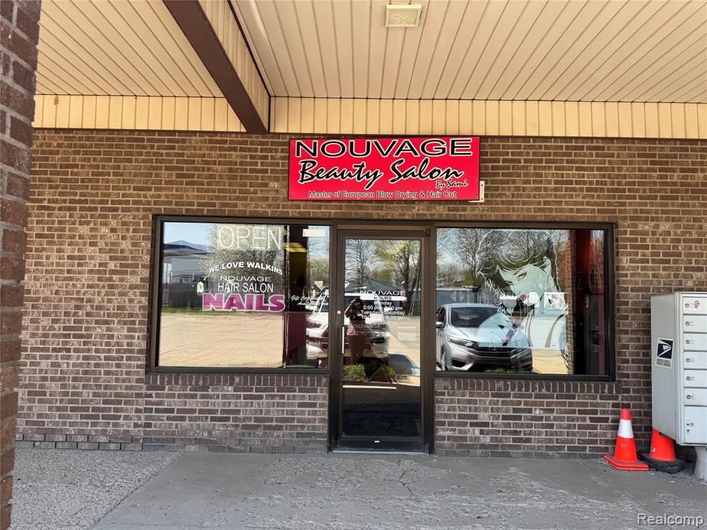 1388 W Bristol Road, Flint, MI 48507