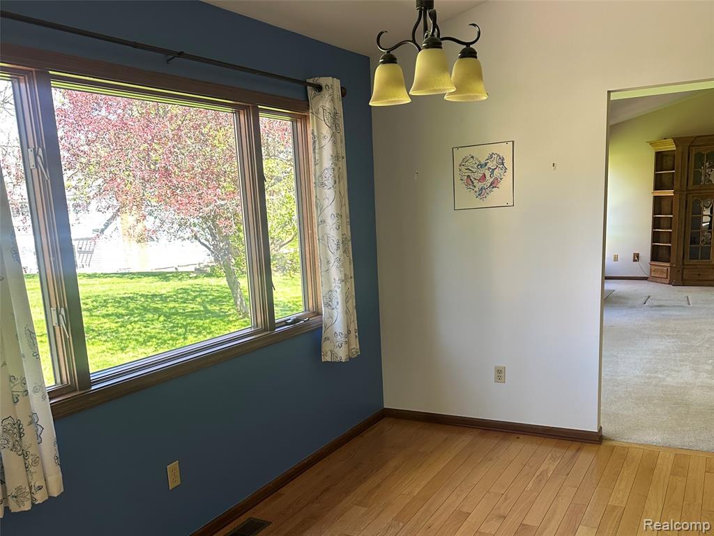 8329 Caribou Trail, Clarkston, MI 48348 — Photo 17