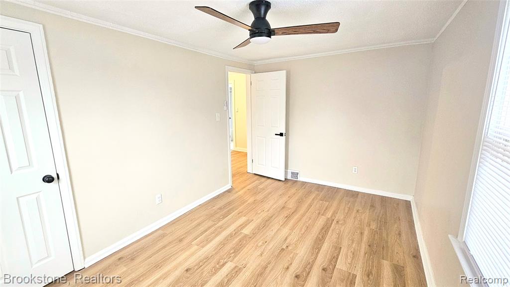 19338 Murray Hill Street, Detroit, MI 48235 — Photo 23