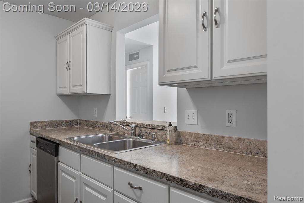 3927 Cornerstone Drive, Canton, MI 48188 — Photo 11