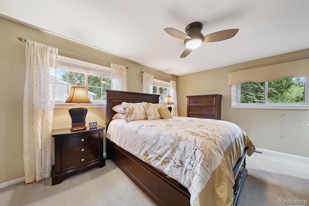 425 Kendry Avenue, Bloomfield Hills, MI 48302 — Photo 22