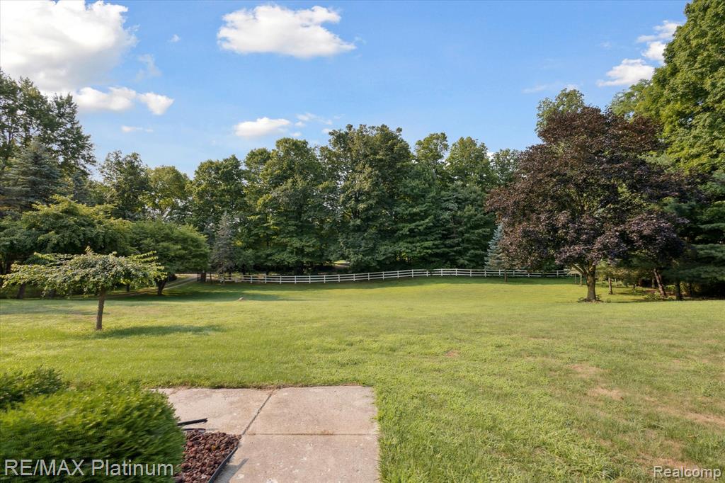 11522 Roberts Road, Stockbridge, MI 49285 — Photo 42