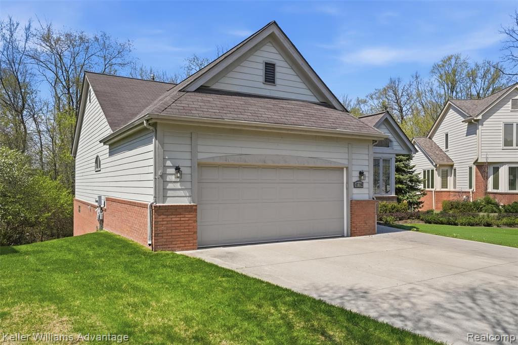 47796 Arbor Trail, Northville, MI 48168 — Photo 2