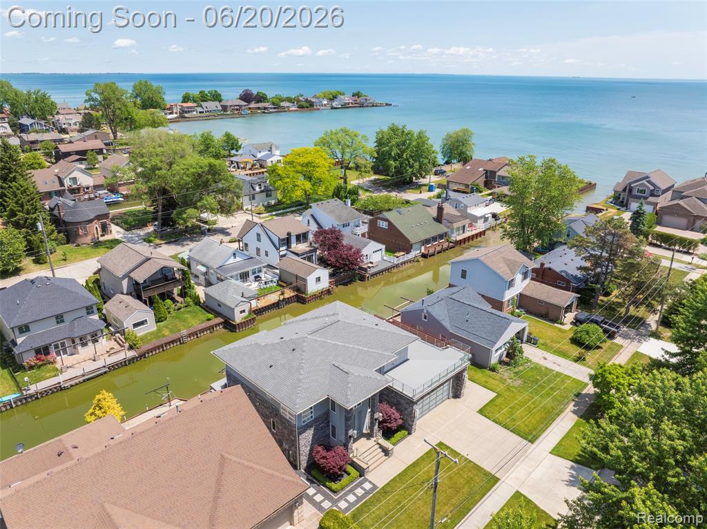 22491 E 10 Mile Road, Saint Clair Shores, MI 48080 — Photo 6