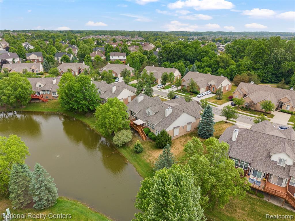 49455 N Glacier Avenue, 43, Northville, MI 48168 — Photo 46
