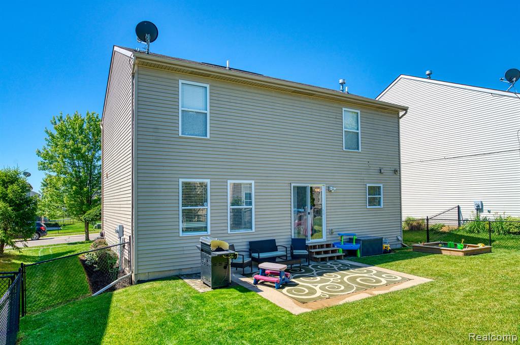 8620 RIFLE RIVER Drive, Fowlerville, MI 48836 — Photo 28
