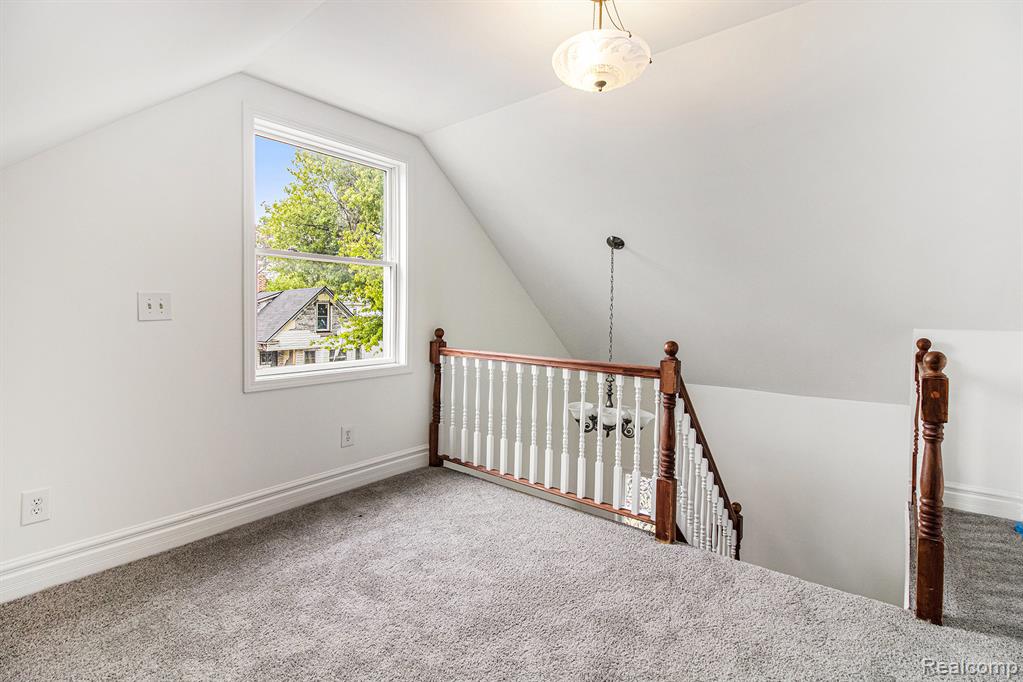 8064 Rathbone Street, Detroit, MI 48209 — Photo 15
