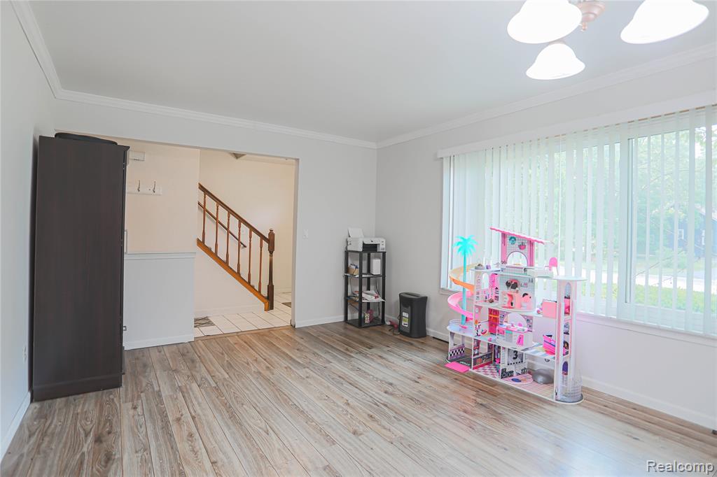 7014 Marco Drive, Waterford, MI 48327 — Photo 12