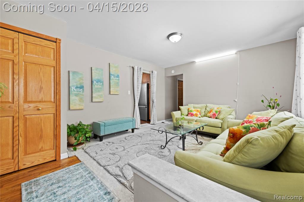 12876 Martin Road, Warren, MI 48088 — Photo 8