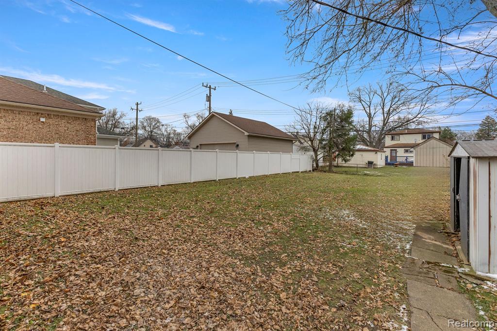 4921 GERTRUDE Street, Dearborn Heights, MI 48125 — Photo 26