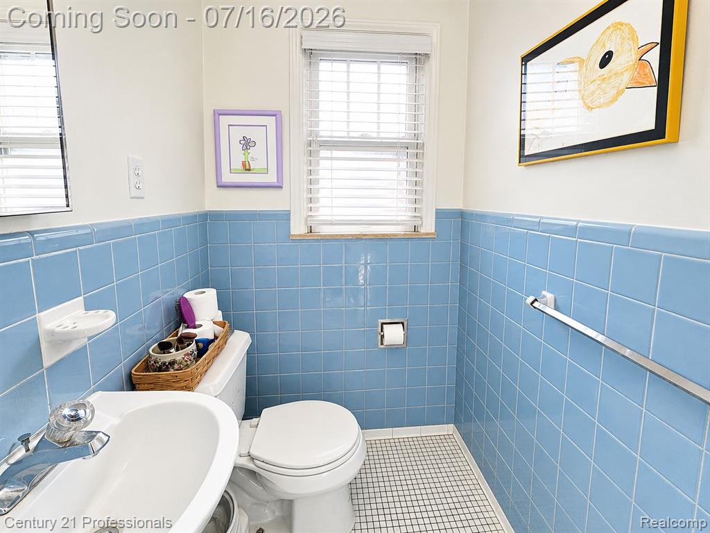 605 Lexington Boulevard, Royal Oak, MI 48073 — Photo 12