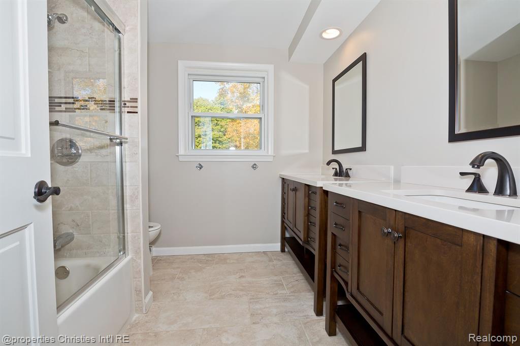 5582 NORTHCOTE, West Bloomfield, MI — Photo 50