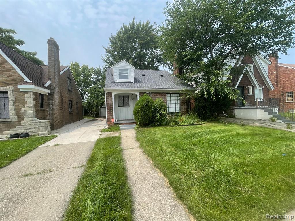 5591 BUCKINGHAM Avenue, Detroit, MI 48224 — front exterior