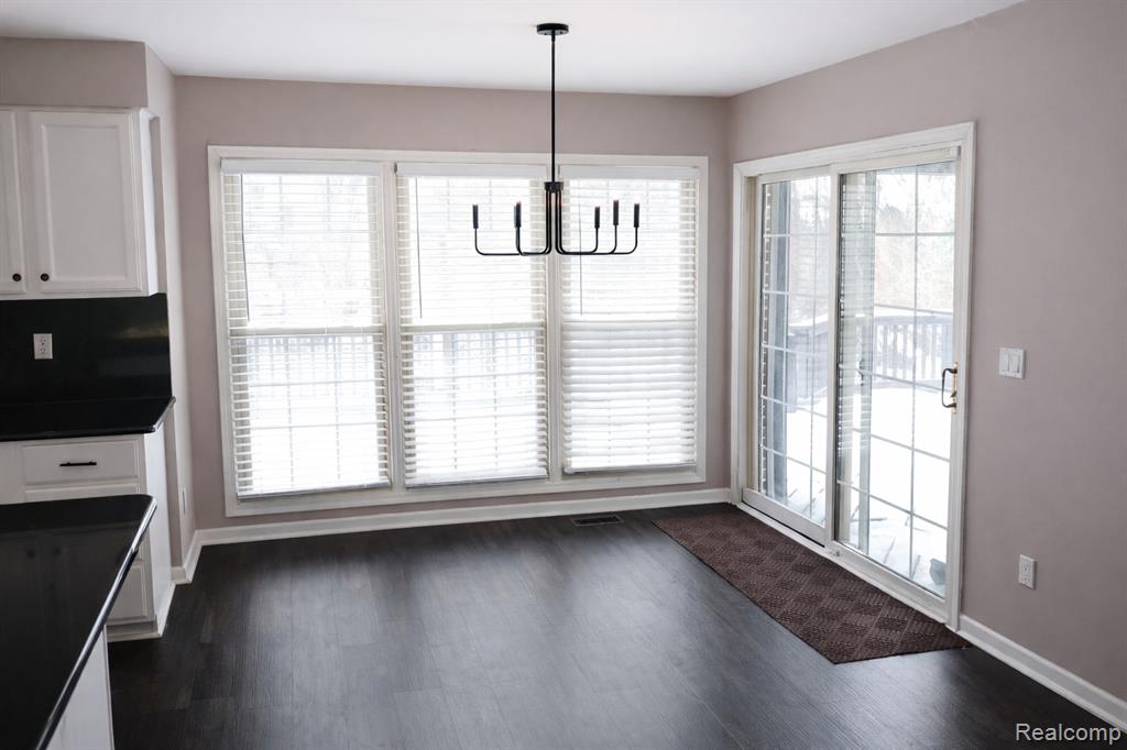 47497 Fox Run Drive, Canton, MI 48187 — Photo 27
