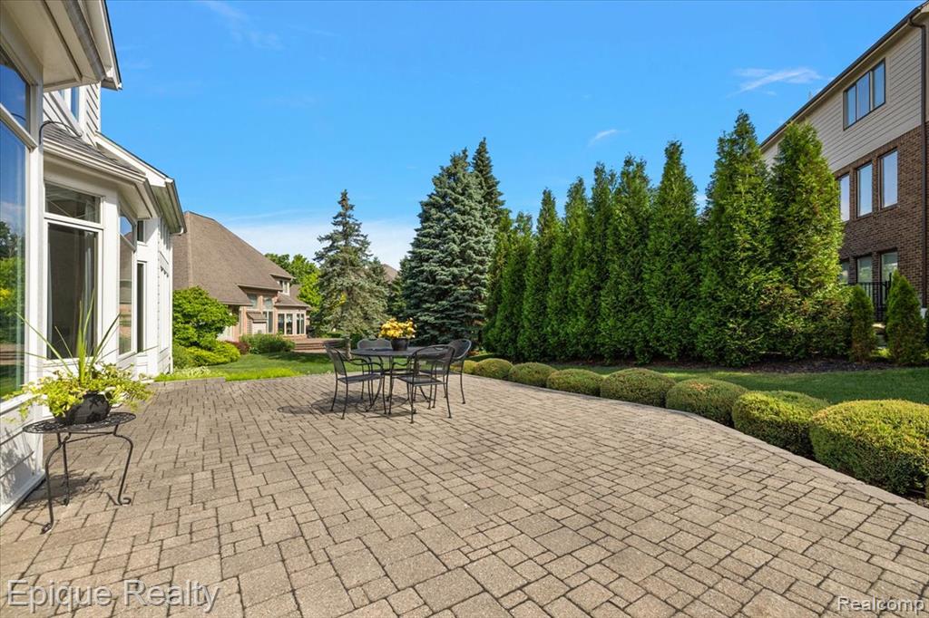5675 Golf Pointe Drive, Clarkston, MI 48348 — Photo 63