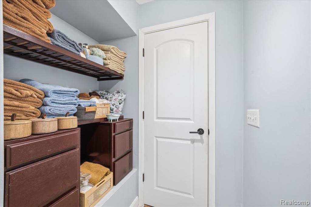 10210 Lavern Court, Clio, MI 48420 — Photo 31