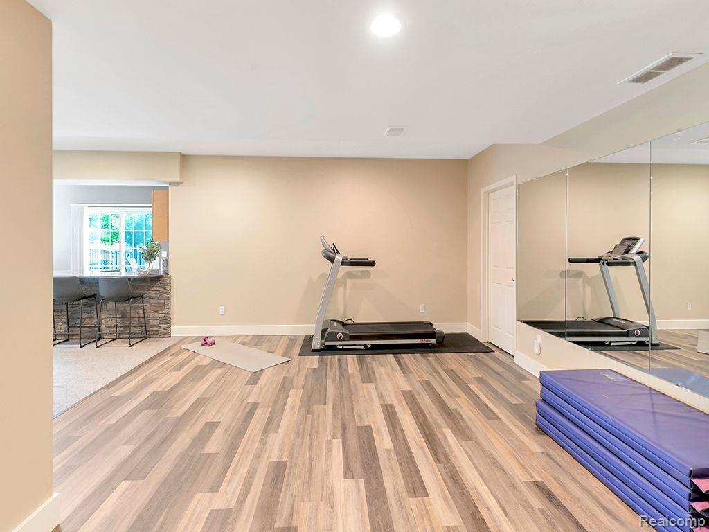 26317 SHUMANS Way, South Lyon, MI 48178 — Photo 21