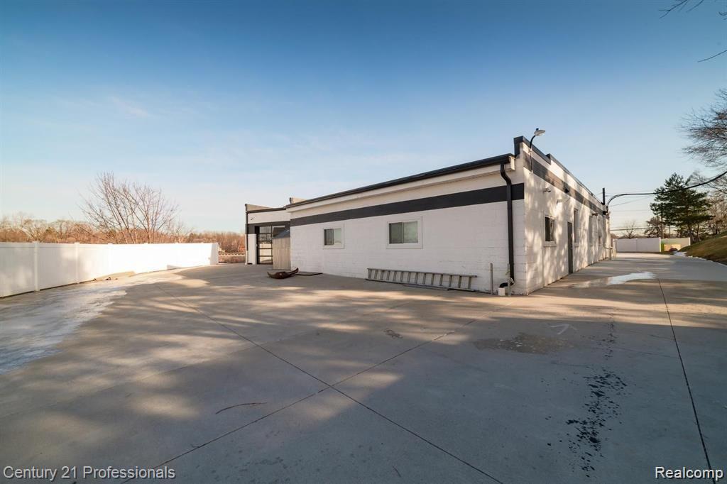 9861 DIXIE Highway, Clarkston, MI 48348 — Photo 60