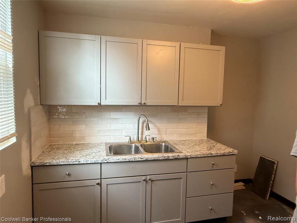 9141 Wayburn Street, Detroit, MI 48224 — Photo 9