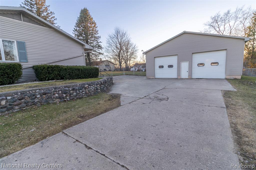 529 N Watkins, Perry, MI 48872 — Photo 4