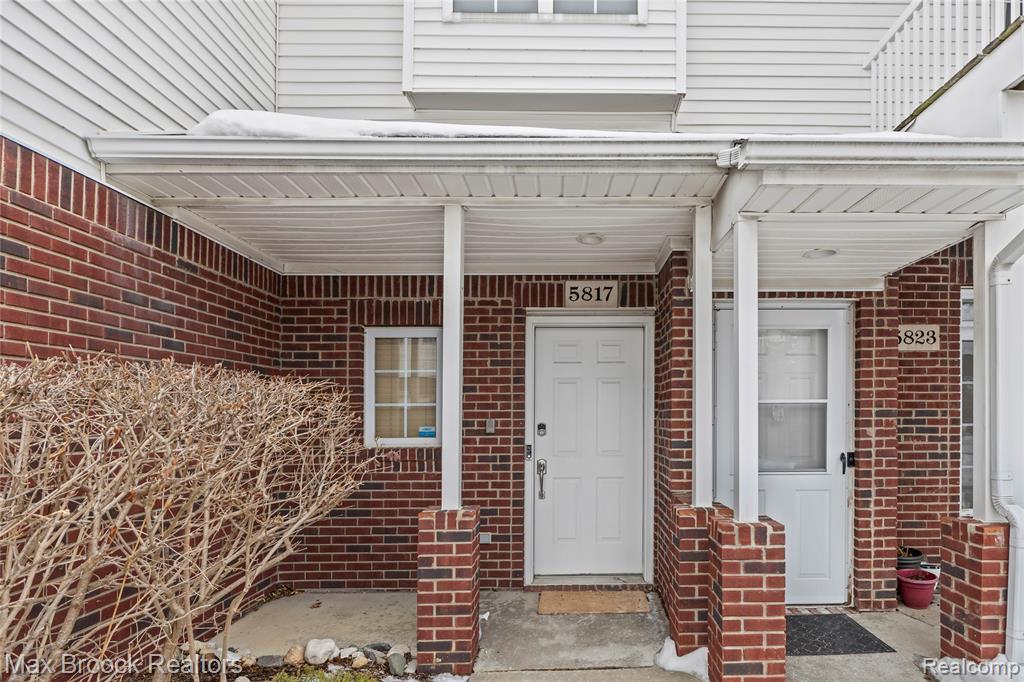5817 Twin Oaks Drive, Sterling Heights, MI 48314 — Photo 5